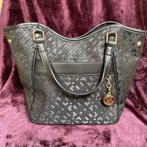 Tommy Hilfiger Signature Black Tote Bag. NWOT